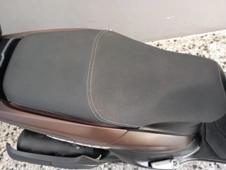 Yamaha Xenter 125 Marrón