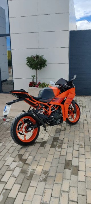 KTM RC 390 2024
