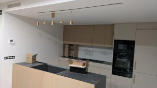 Lámpara colgante dorada para cocina