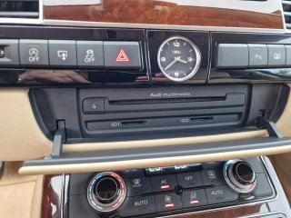 Audi A8 3.0 tdi 250 cv quattro 2010