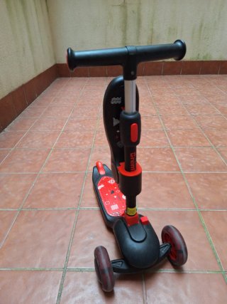 Patinete 3 Ruedas con Asiento y Luces