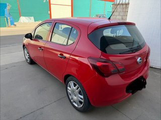 Opel corsa 2016 esta buen de chapa y pintura