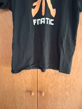 Camiseta básica negra de manga corta FNATIC