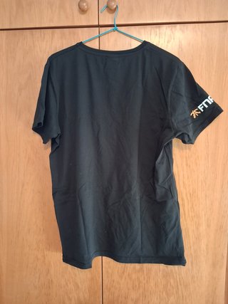 Camiseta básica negra de manga corta FNATIC
