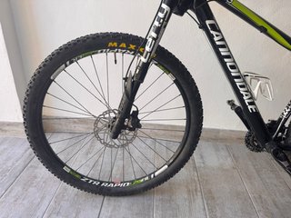 Bicicleta da Montagna Cannondale 29er