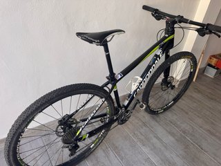 Bicicleta da Montagna Cannondale 29er