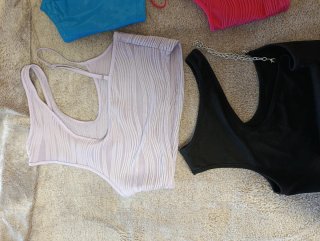 Lote 4 Tops Fiesta Y2K Talla S