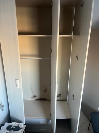 Armario de madera 2,38x1,20