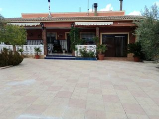 Chalet en venta en Yecla