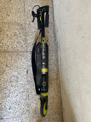 Patinete marca Oxelo en óptimo estado