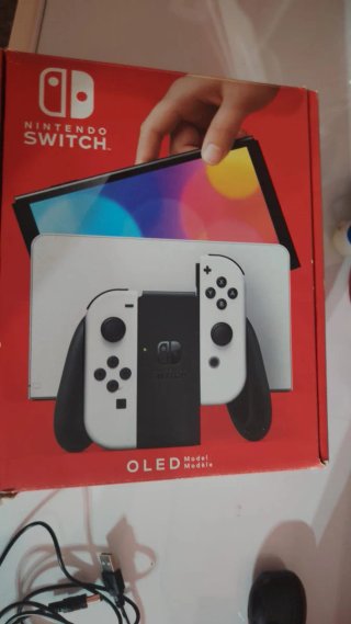 Nintendo Switch Blanca y Negra