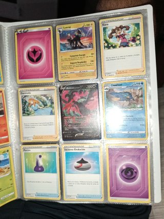 Colección Cartas Pokémon V, VMAX y Entrenador
