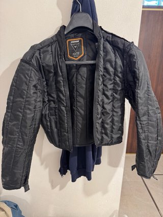 Chaqueta cuero Dainese