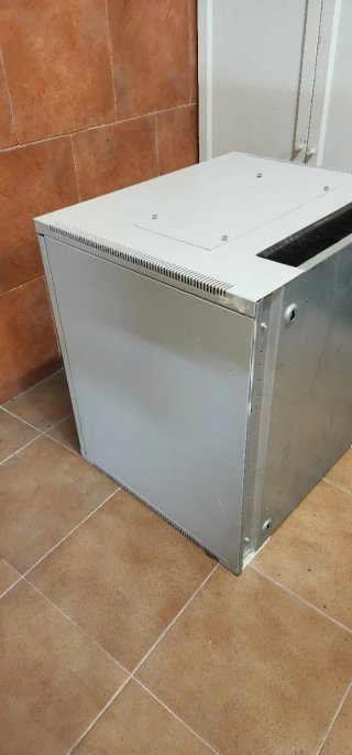 Rack Servidor/Armario Metálico