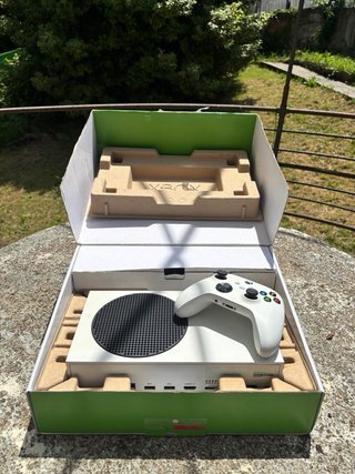 Xbox Series S 512 GB SSD Blanca con mando.