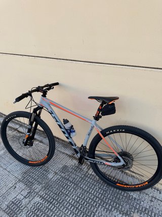 Bicicleta Scott Scale