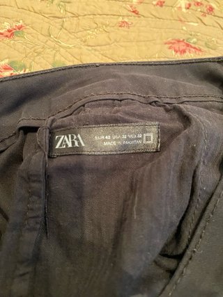 Pantalón chino Zara negro talla 42