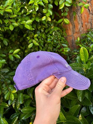 Gorra Balenciaga Lila estado maravilloso