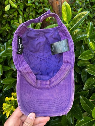 Gorra Balenciaga Lila estado maravilloso