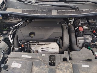 Peugeot 3008 Hybrid 300 GT e-EAT8 221 kW (300 CV)