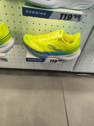 Zapatillas Joma R-2000 Amarillas 41 A estrenar