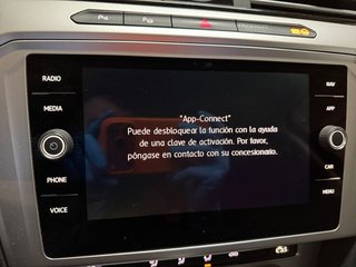 Volkswagen Passat Advance BMT