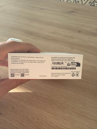 iPhone 14 128GB(sin caja) +  2 AirPods