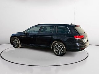 Volkswagen Passat Advance BMT