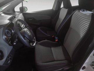 Toyota Yaris 1.5 100H Active 74 kW (100 CV)