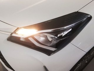 Toyota Yaris 1.5 100H Active 74 kW (100 CV)