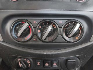Nissan Navara PickUp 2.3 dCi Doble Cabina Visia 120 kW (163 CV)