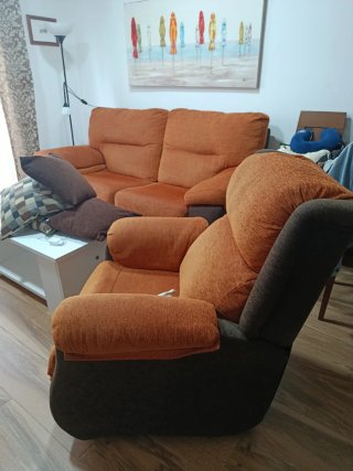 Sofá y sillón tela marrón y negro