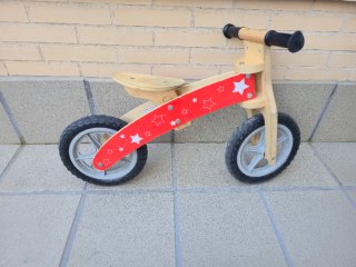 Bici sin pedales infantil madera estrellas