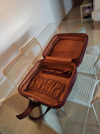 Maleta vintage piel granate Sansón