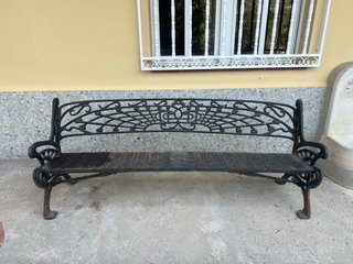 Banco de hierro forjado estilo clásico