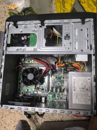 Torre PC HP Negra para Piezas