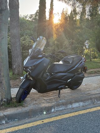 Yamaha Xmax 300 - 2023 - 16.000 km