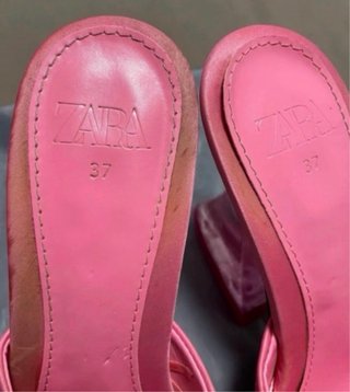 Zapato de tacon fucsia Zara talla 37