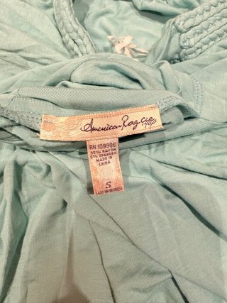 Blusa verde menta com elástico na cintura