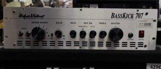 Hughes & Kettner BassKick 707 Amplificador Bajo