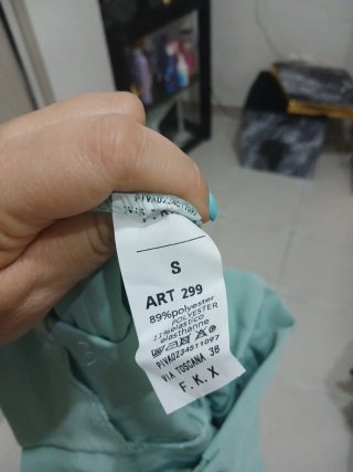 Pantaloni verdi nuovi