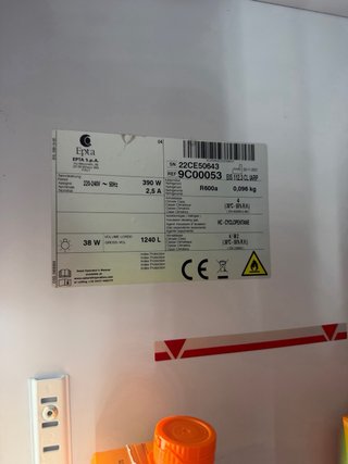 Nevera expositora dos puertas