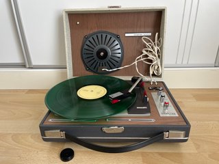 Giradischi portatile vintage Conver 1000