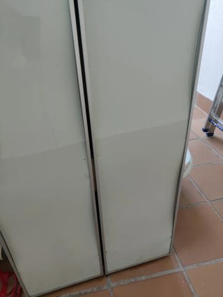 Mueble 2 puertas 6 baldas cristal y metal
