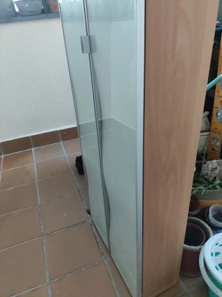 Mueble 2 puertas 6 baldas cristal y metal