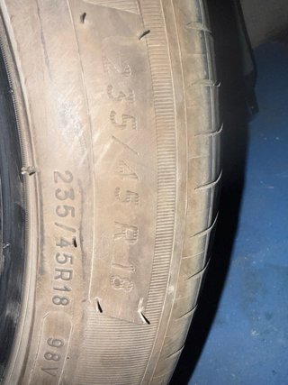 2 Neumáticos Michelin Primacy 235/45 R18