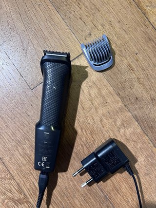 Aparador Multigroom Philips MG3730 + Carregador