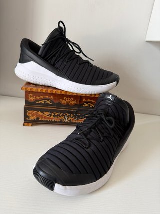 Nike Jordan Flight Luxe 44.5