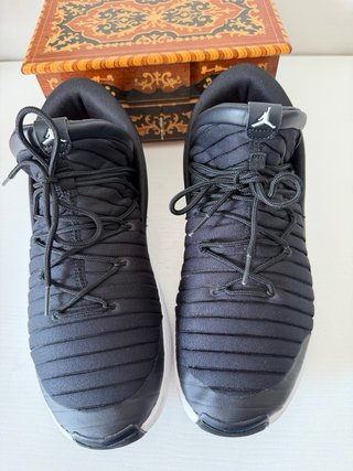 Nike Jordan Flight Luxe 44.5