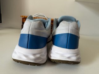 Nike Revolution 6 Scarpe da Ginnastica 49.5